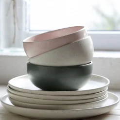 Pacifica Collection Salad Plates 9" in Vanilla, Set of 6