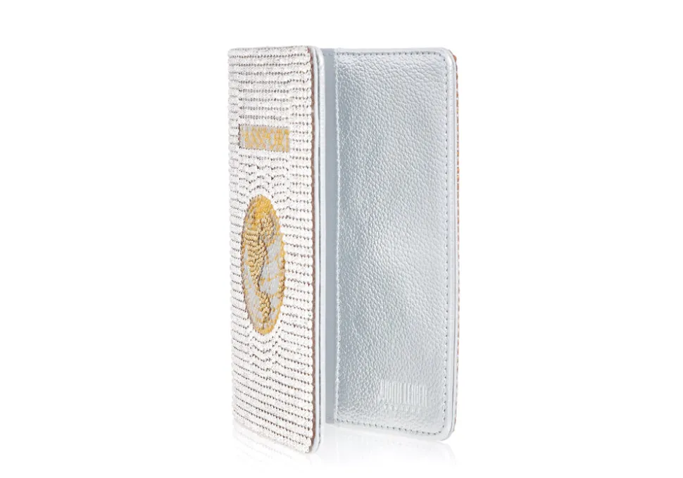 Passport Holder in Rhine