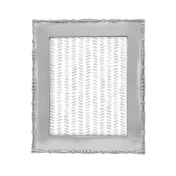 Pearl Drop Frame