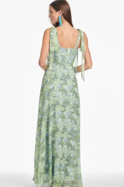 Pearl Gown in Peridot Bouquet