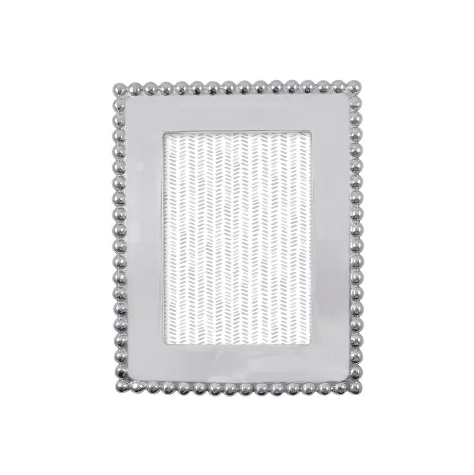 Pearled Frame