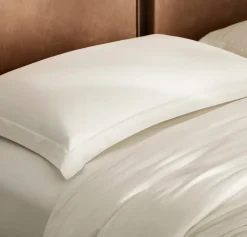 Percale Hemmed Duvet Set in Cream