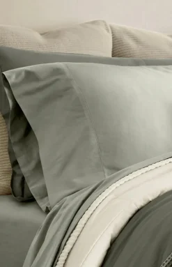 Percale Hemmed Pillowcase Set in Sageleaf