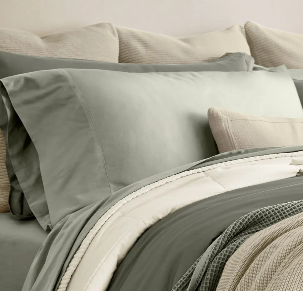 Percale Hemmed Pillowcase Set in Sageleaf
