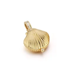 Petite Venus Locket