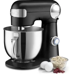 5.5-Quart Stand Mixer in Onyx Black