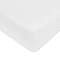 Quilted Changing Pad Cover in GOTS Certified Organic Muslin Cotton in White