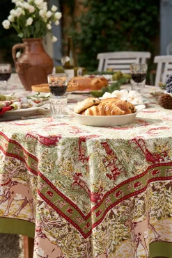 Renne Reindeer Tablecloth in Red & Green