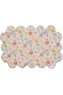 Reversible Cloud Scallop Placemat Made With Liberty Fabric in Spring Blooms & Betsy Boo