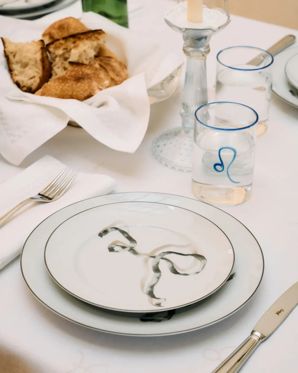 Ribbon Dessert Plates
