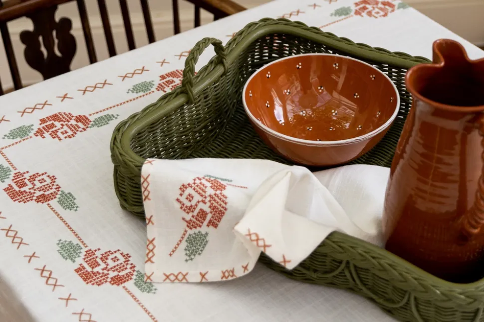 Rose Tapestry Tablecloth