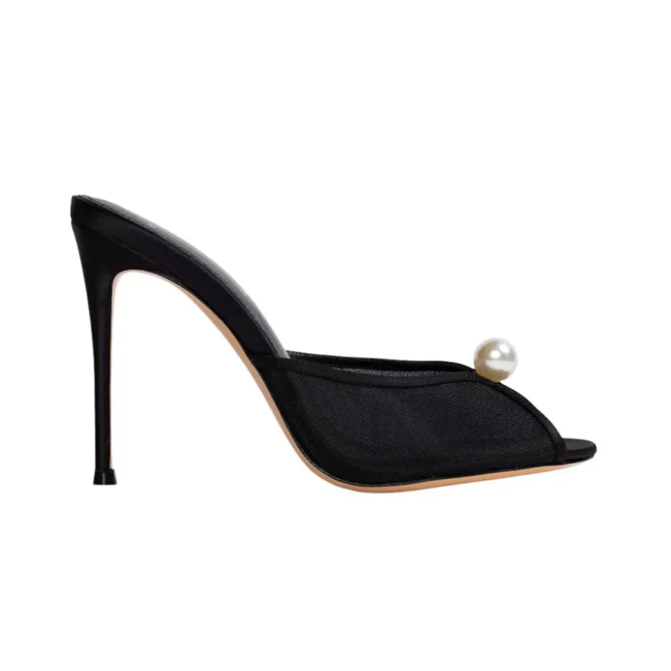 Sadie 100 in Black Mesh Pearl