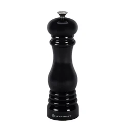 Salt Mill in Black
