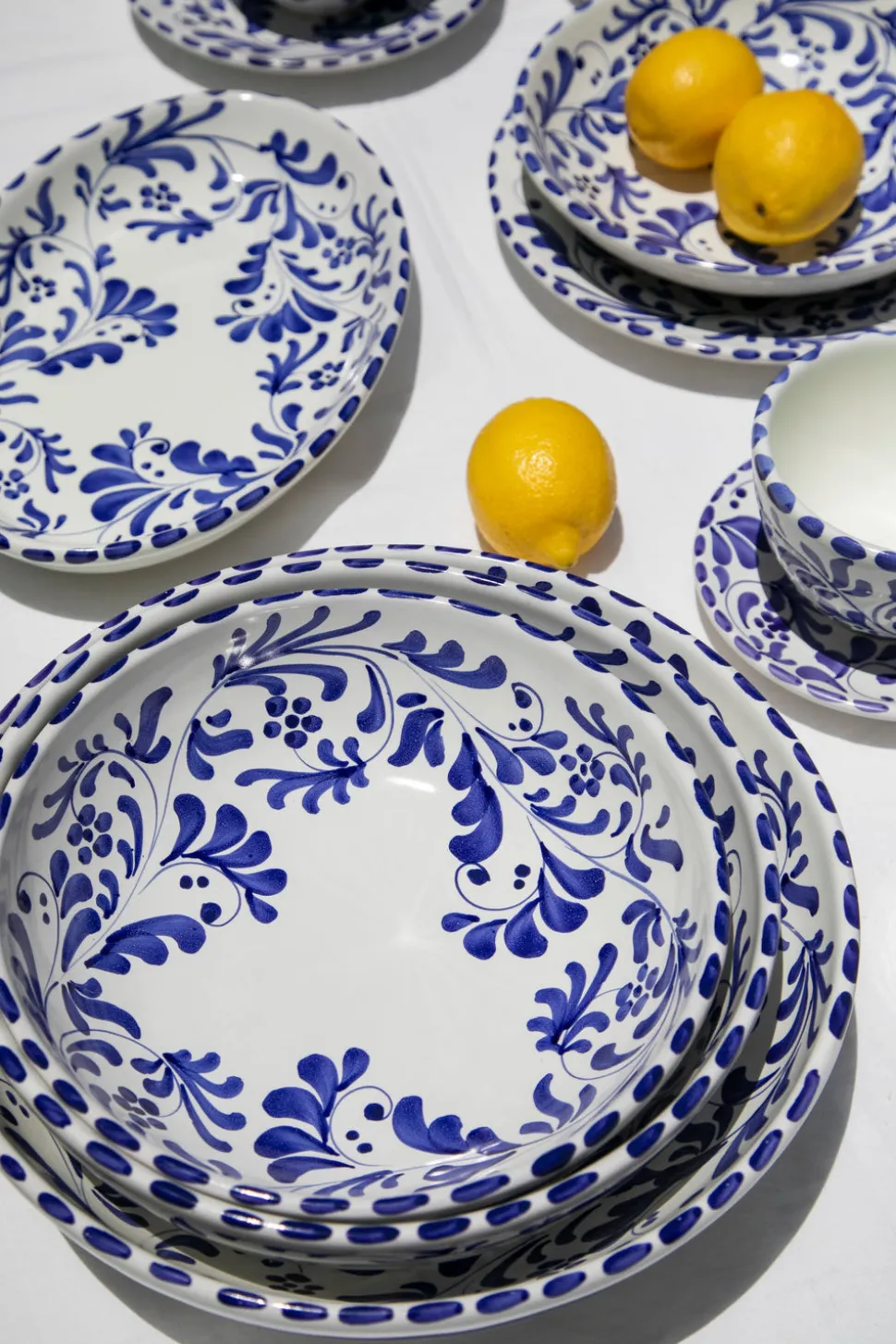 Serving Bowl in Azul Classico