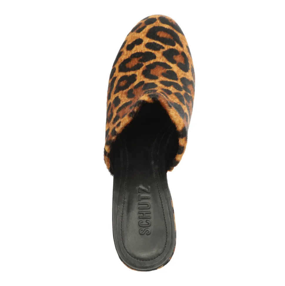 Sierra Hair Calf Pump in Leopard