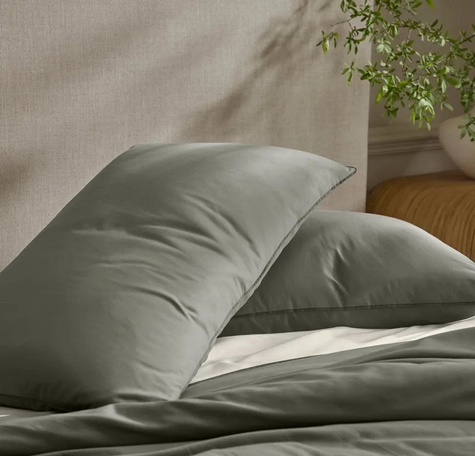 Signature Comforter Set in Juniper
