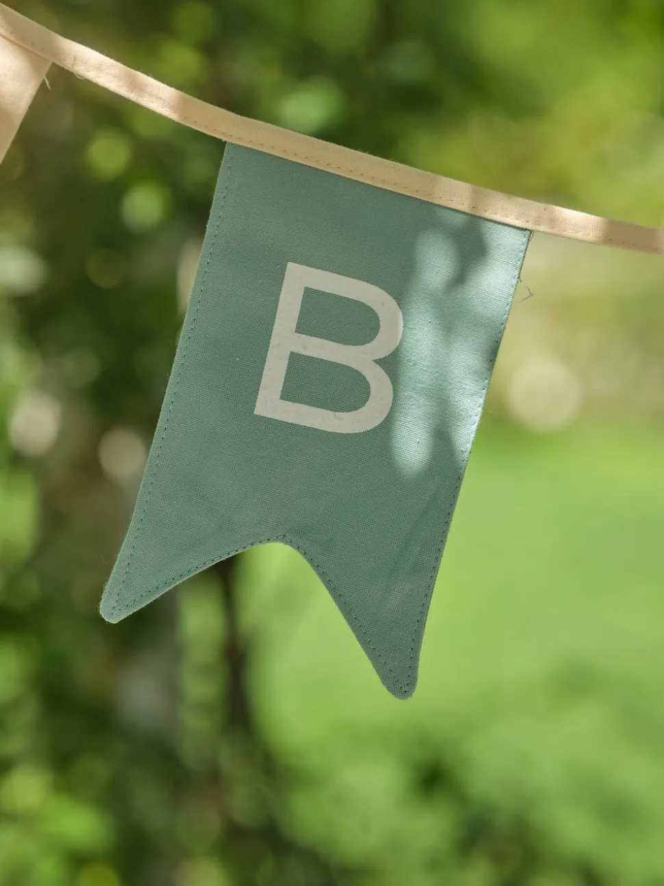 Signature Garland "Happy Birthday"