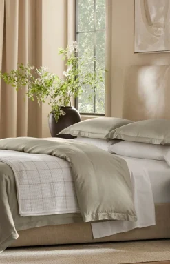 Signature Hemmed Duvet Set in Oak