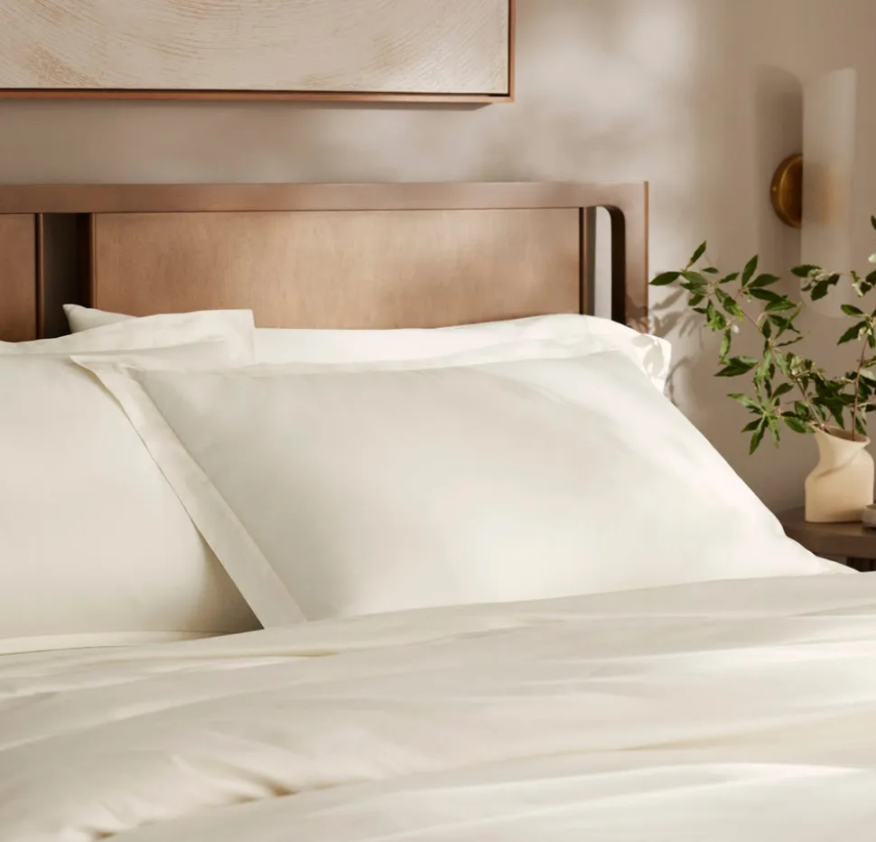 Signature Hemmed Duvet Set in Cream