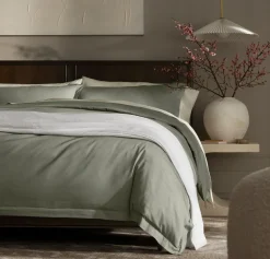 Signature Hemmed Duvet Set in Sageleaf