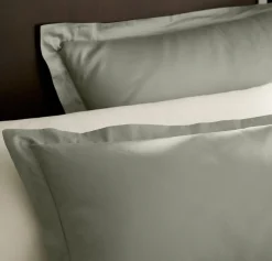Signature Hemmed Duvet Set in Sageleaf