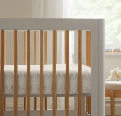 Signature Hemmed Fitted Crib Sheet in Cottontail