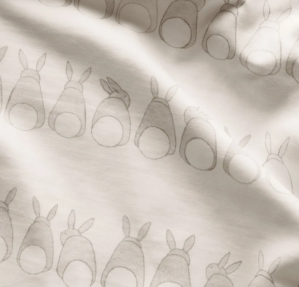 Signature Hemmed Fitted Crib Sheet in Cottontail