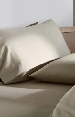 Signature Hemmed Pillowcase Set in Oak