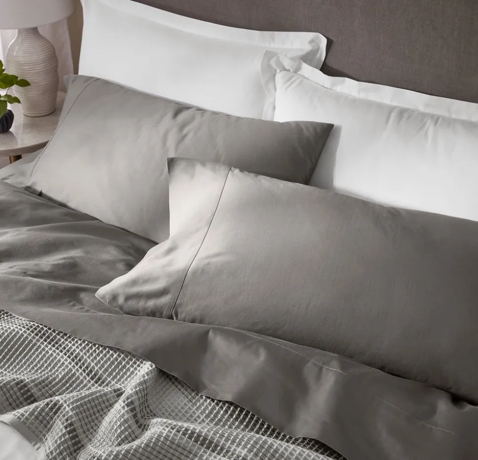 Signature Hemmed Sheet Set in Stone