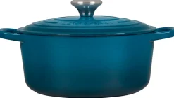 Signature Round Dutch Oven