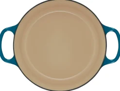 Signature Round Dutch Oven