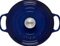 Signature Round Dutch Oven