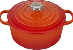 Signature Round Dutch Oven