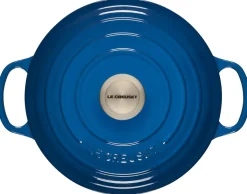 Signature Round Dutch Oven