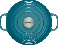 Signature Round Dutch Oven