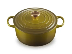 Signature Round Dutch Oven in Olive 7.25 qt.