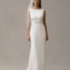 Signature Veil, Fingertip Length