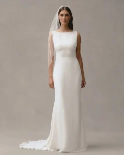 Signature Veil, Fingertip Length