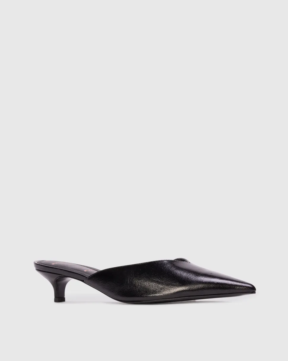 Sofia 35 in Black Leather