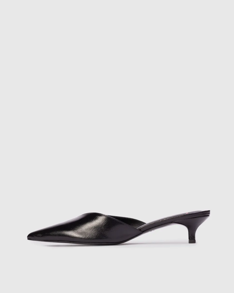 Sofia 35 in Black Leather