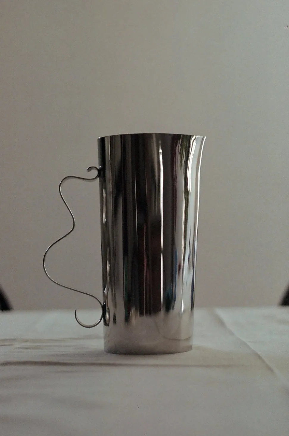 Squiggle Pitcher