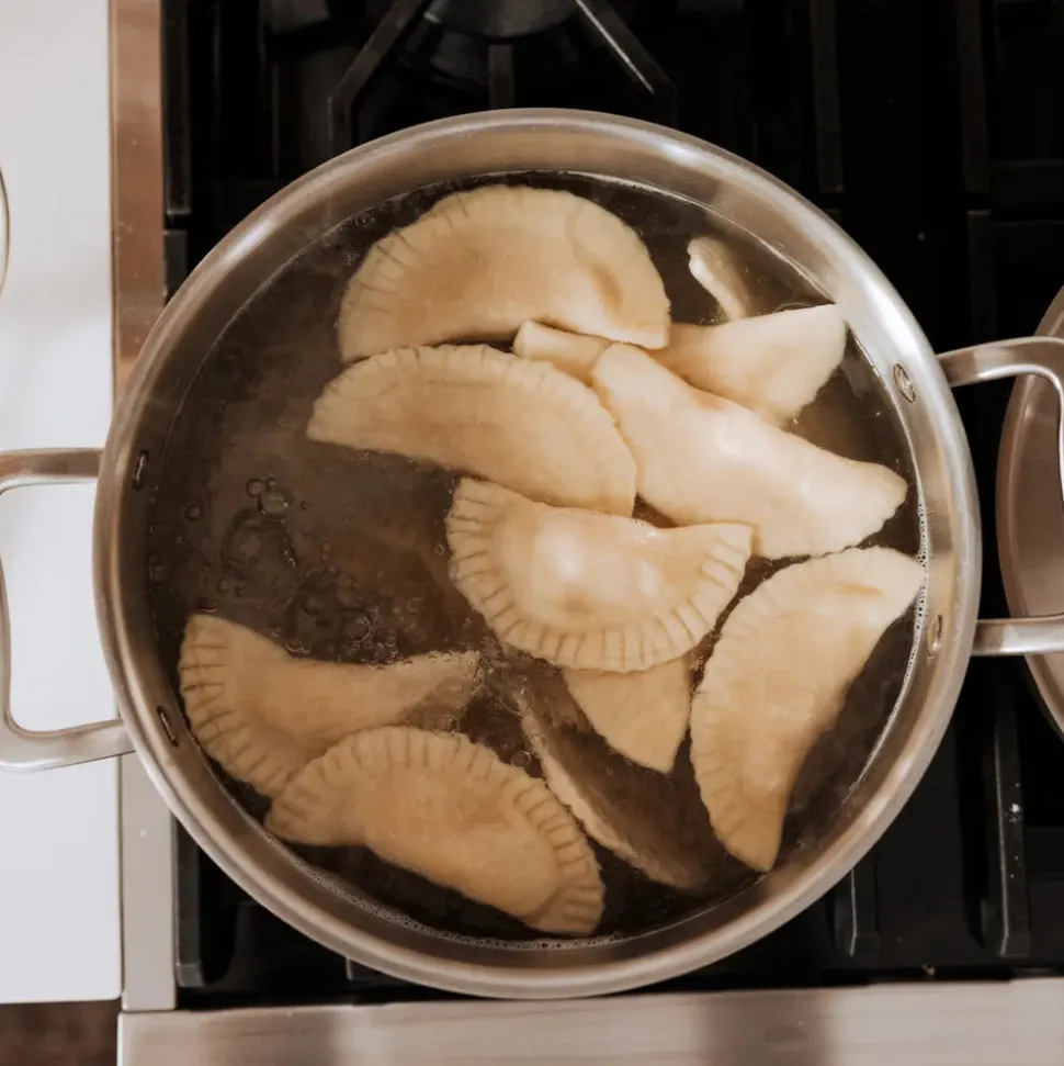Stainless Clad Stock Pot in 8 QT