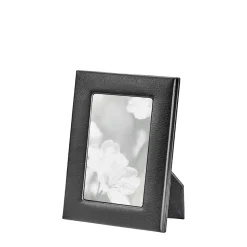 Studio Frame in Black Traditional Leather
