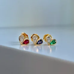 Sweetheart Studs in Diamond