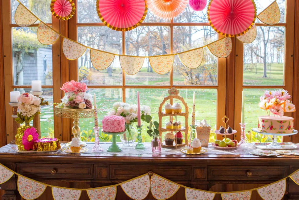Tea Party Must Have Box