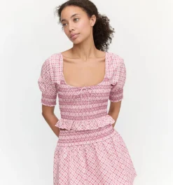 The Delphine Mini Nap Skirt in Rose Circular Lattice