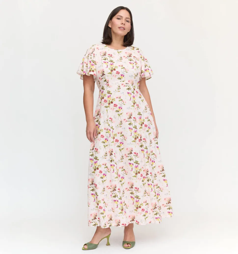 The Dominique Dress in Pink Bluebonnet