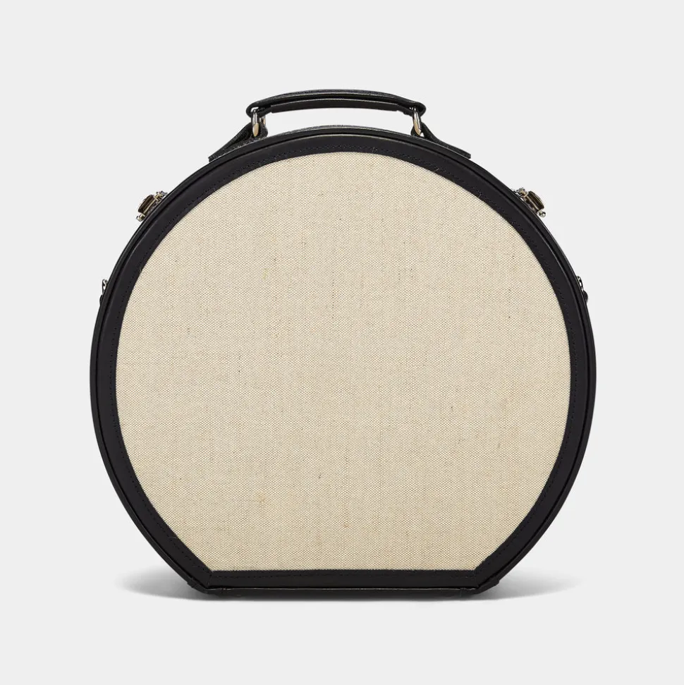 The Editor in Black Hatbox Large