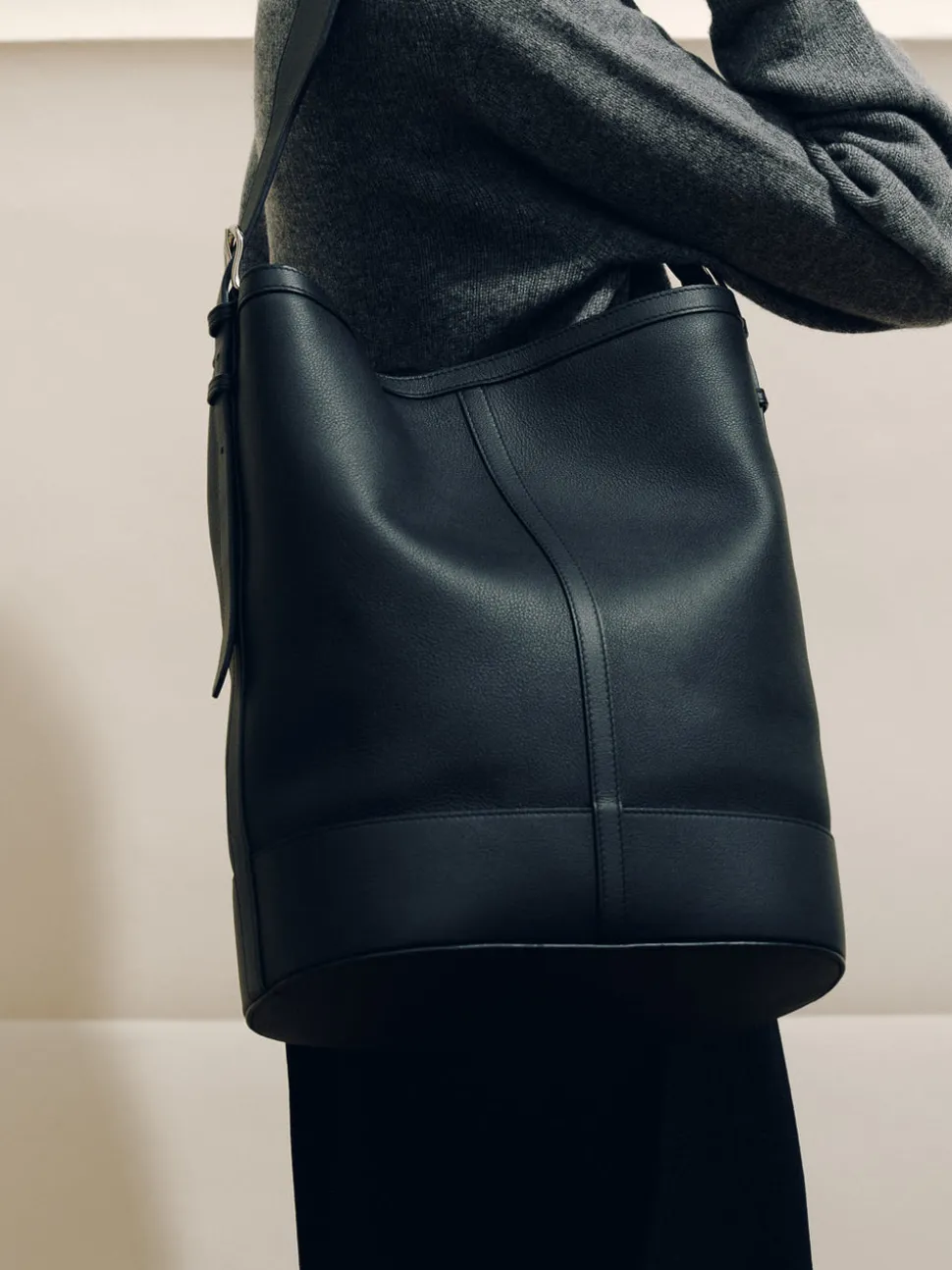 The Hobo in Black Nappa
