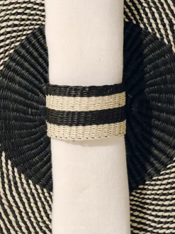 The Iraca Napkin Ring in Natural Black, Set of 4